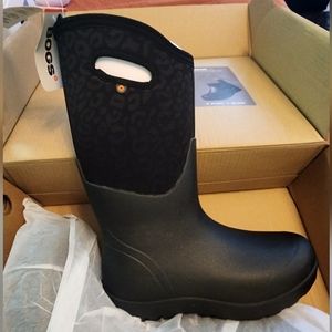 Brand new in box black leopard tall bogs boot